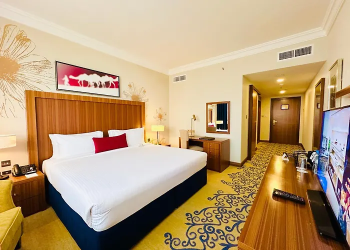 City Seasons Al Hamra Hotel
