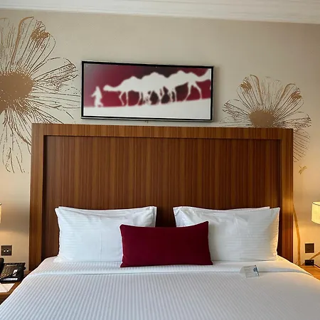 City Seasons Al Hamra Hotel Abu Dhabi Exterior photo
