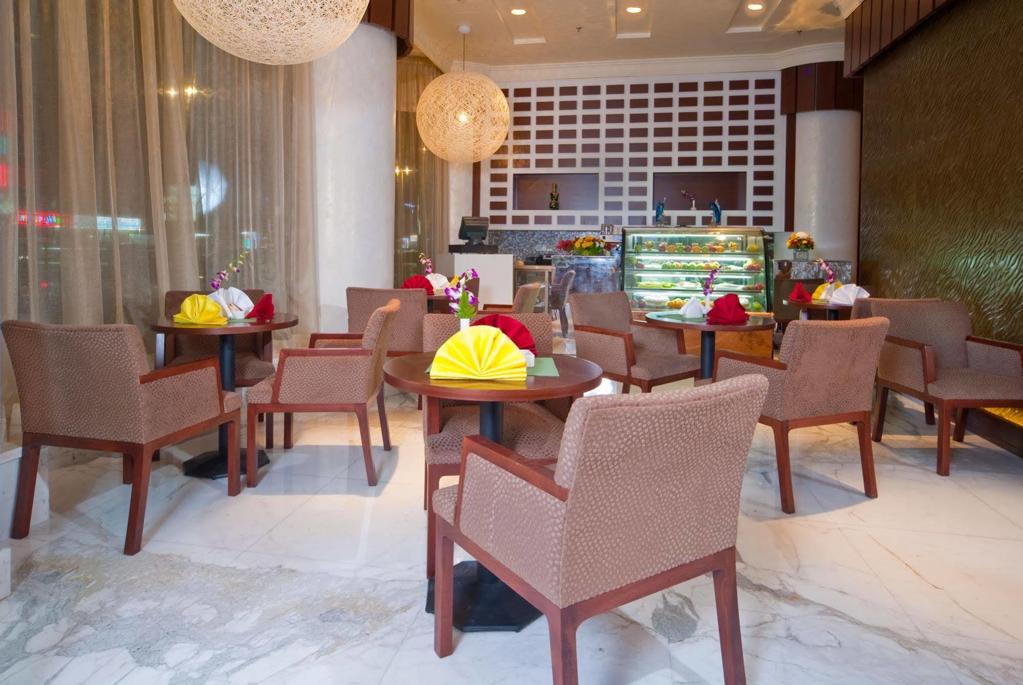Seasons Al Hamra Abu Dhabi