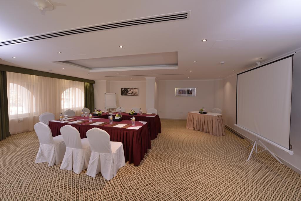 Seasons Al Hamra Abu Dhabi