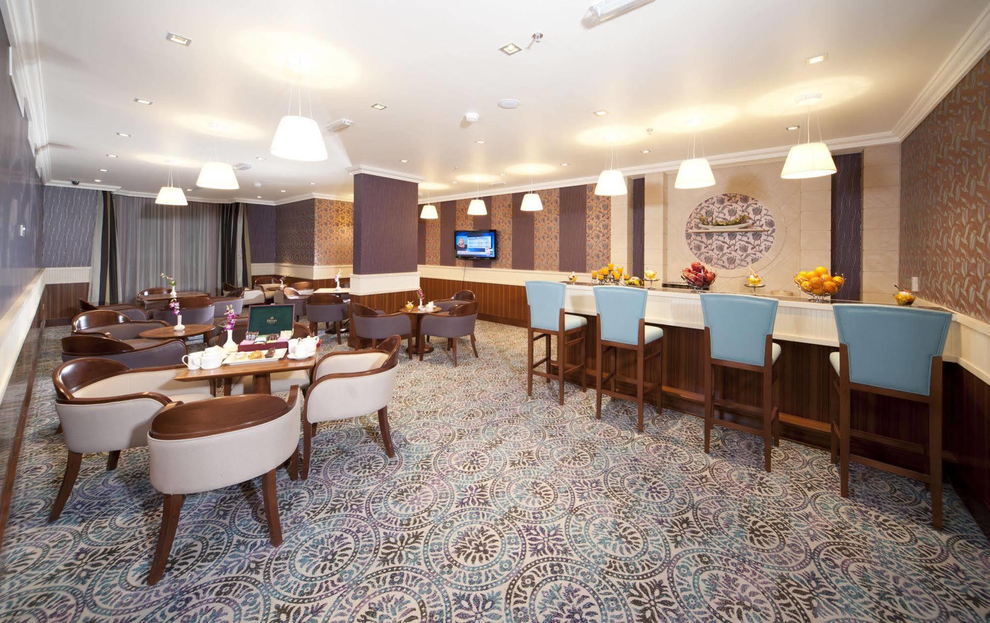 Hotel Seasons Al Hamra